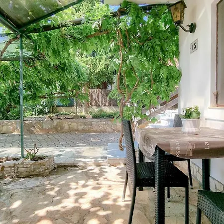 Mirjana One Novigrad Istria